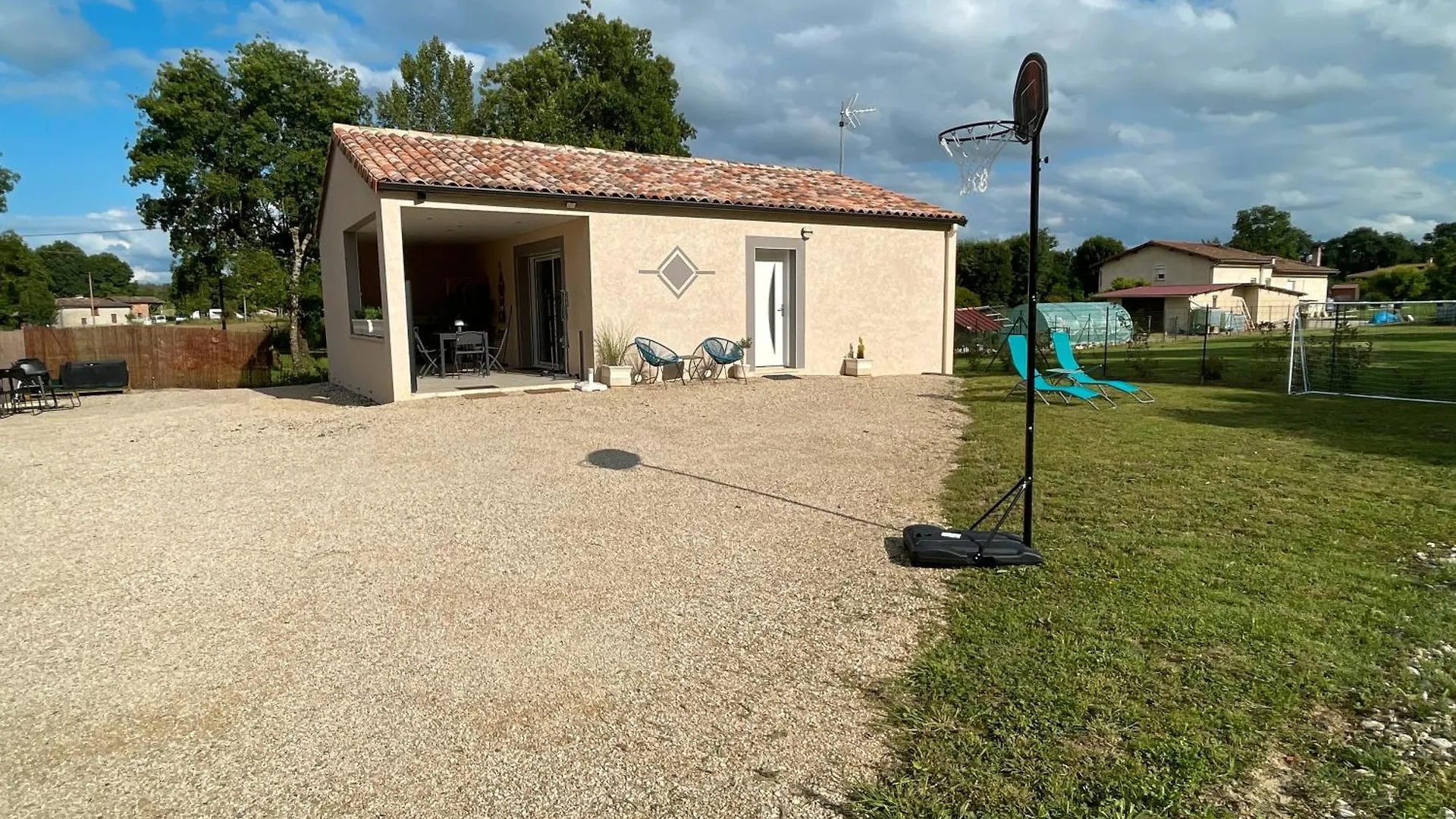 Gite De La Fontaine Avec Jaccuzi Septfonds Франция